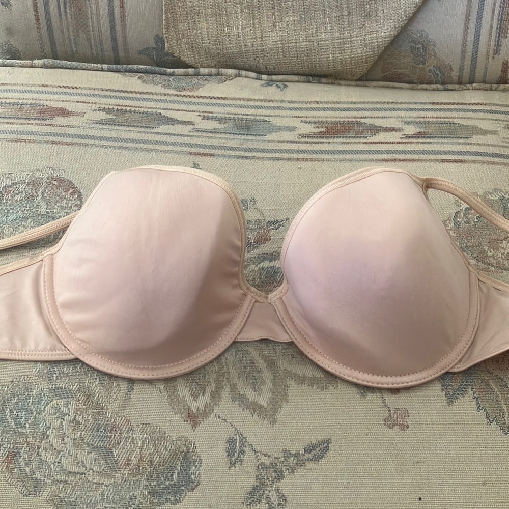 FINAL MARKDOWN No boundaries padded underwire bra 38c